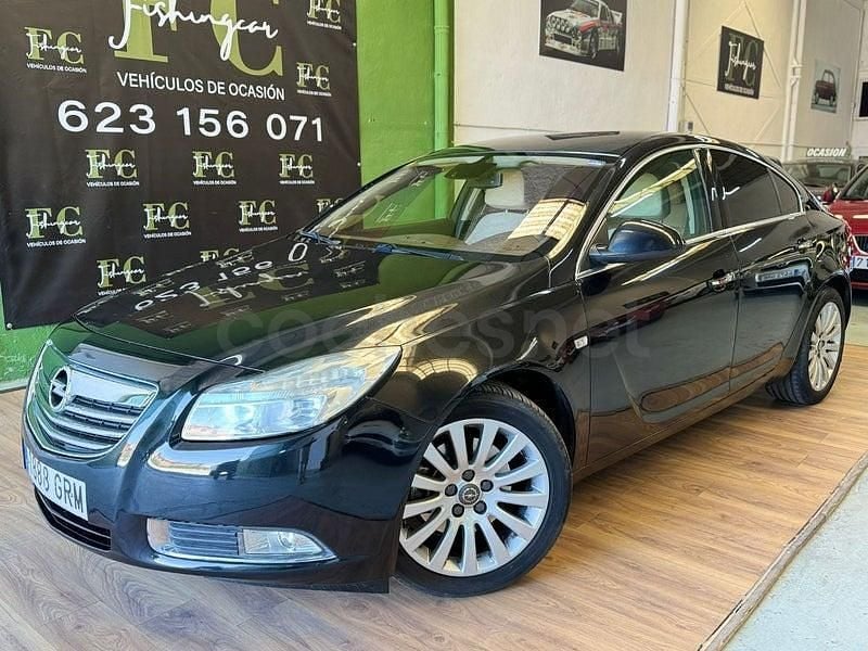 Usado Opel Insignia Cosmo 180 CV (132 kW) 2009 Negro Berlina