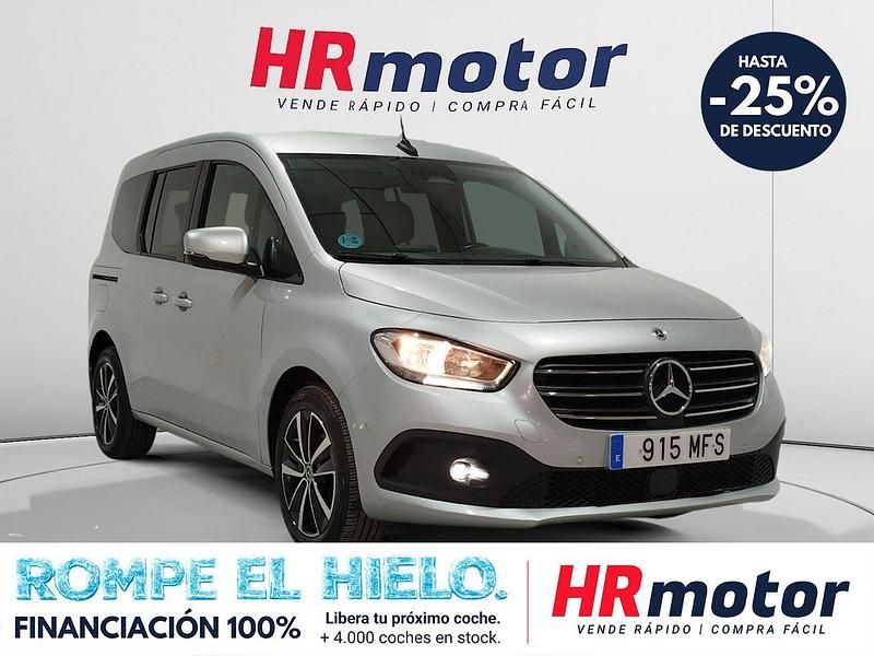 Usado Mercedes T180 116 CV (85 kW) 2023 Gris Monovolumen