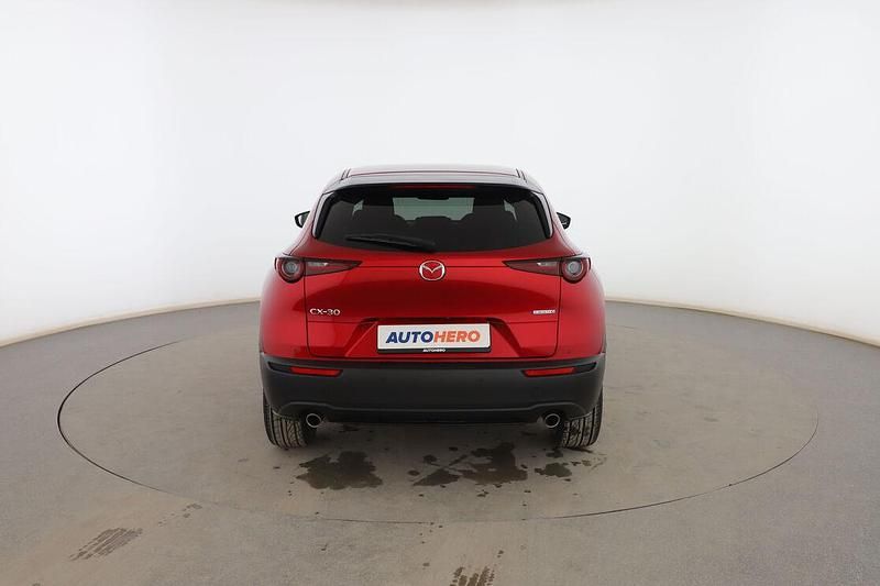 Usado Mazda CX-30 122 CV (89 kW) 2022 Rojo SUV