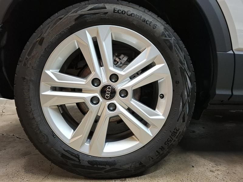 Usado Audi Q2 116 CV (85 kW) 2025 Blanco glaciar metalizado SUV