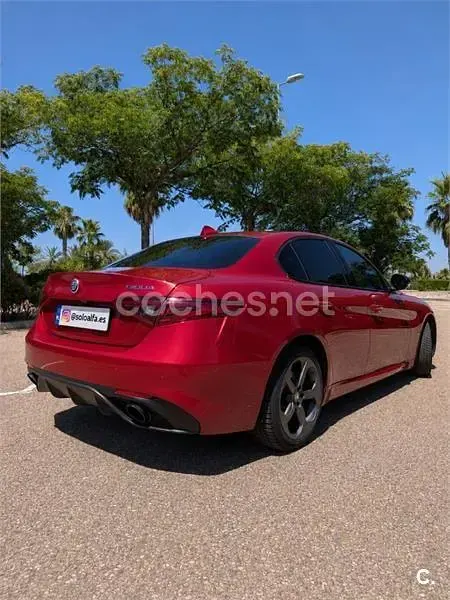 Usado Alfa Romeo Giulia Veloce 280 CV (205 kW) 2022 Gris / plata Berlina