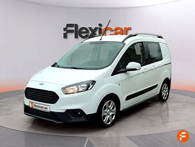 Usado Ford Tourneo Courier Trend 100 CV (73 kW) 2020 Blanco Monovolumen