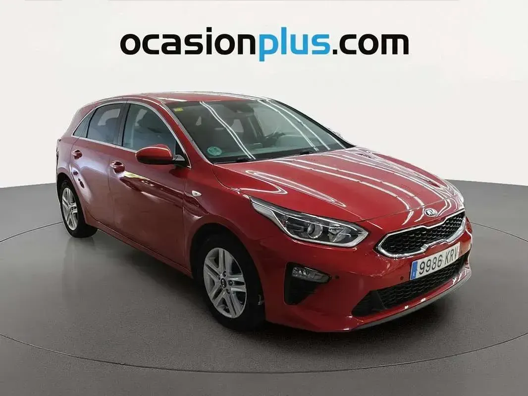 Usado Kia Ceed 116 CV (85 kW) 2018 Azul Utilitario