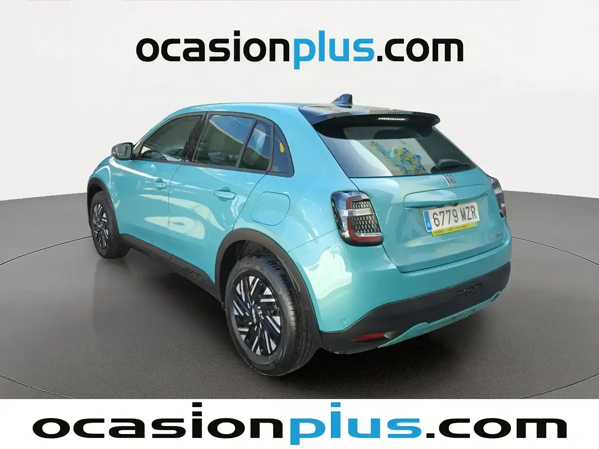 Usado Fiat 600 100 CV (73 kW) 2025 Azul SUV