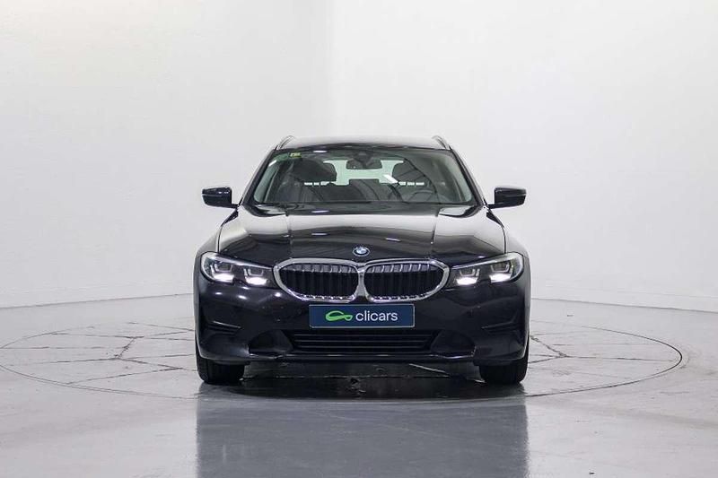 Usado BMW 318 150 CV (110 kW) 2020 Negro Familiar
