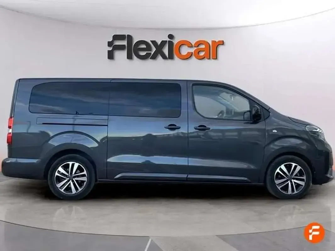 Usado Peugeot Traveller Business-Line 179 CV (131 kW) 2024 Negro Monovolumen