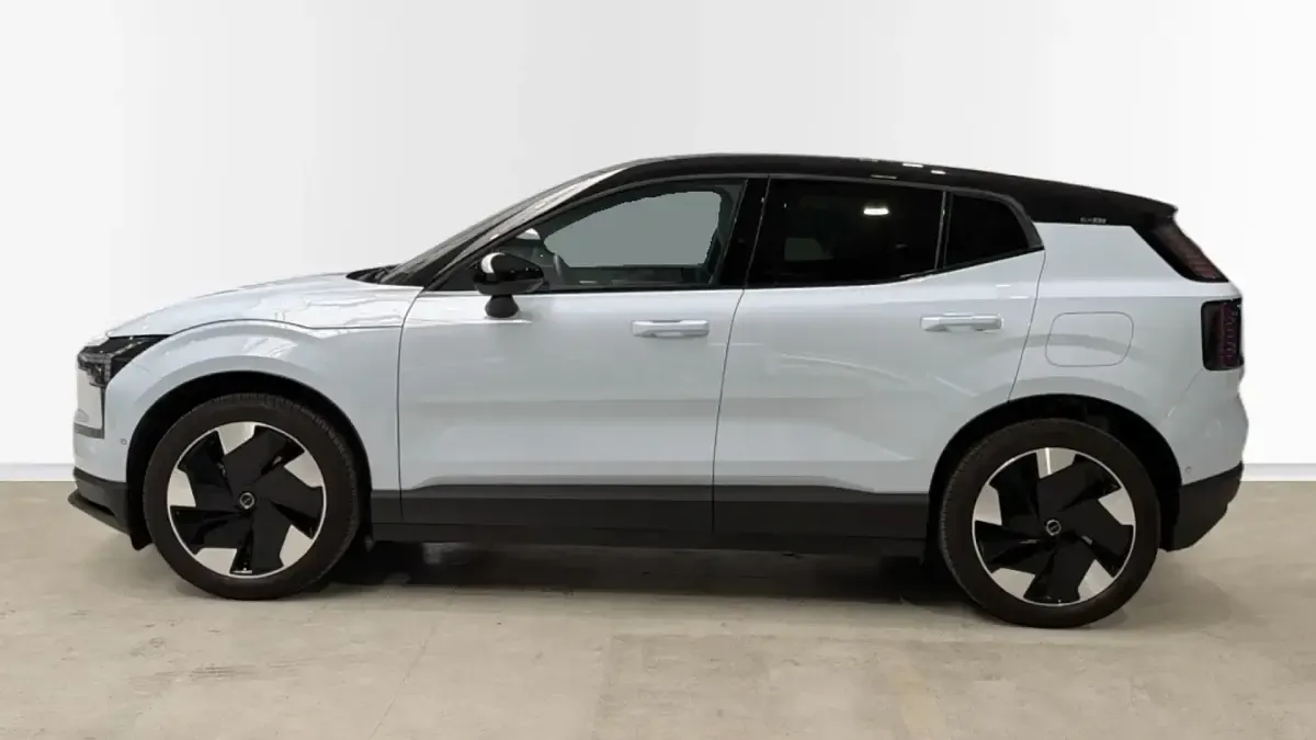 Usado Volvo EX30 Ultra 200 kW (272 CV) 2024 SUV