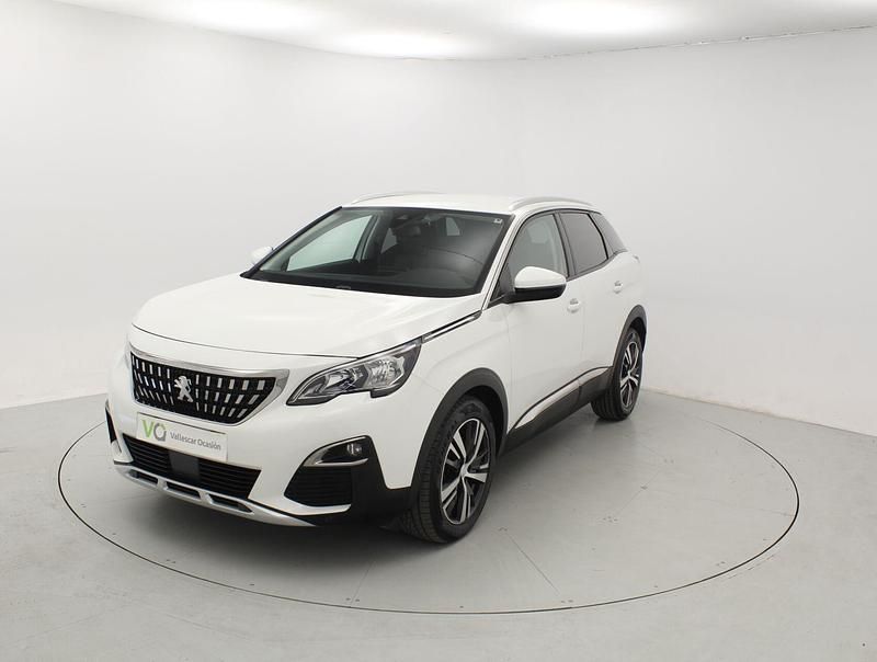 Usado Peugeot 3008 Allure 131 CV (96 kW) 2019 Blanco SUV