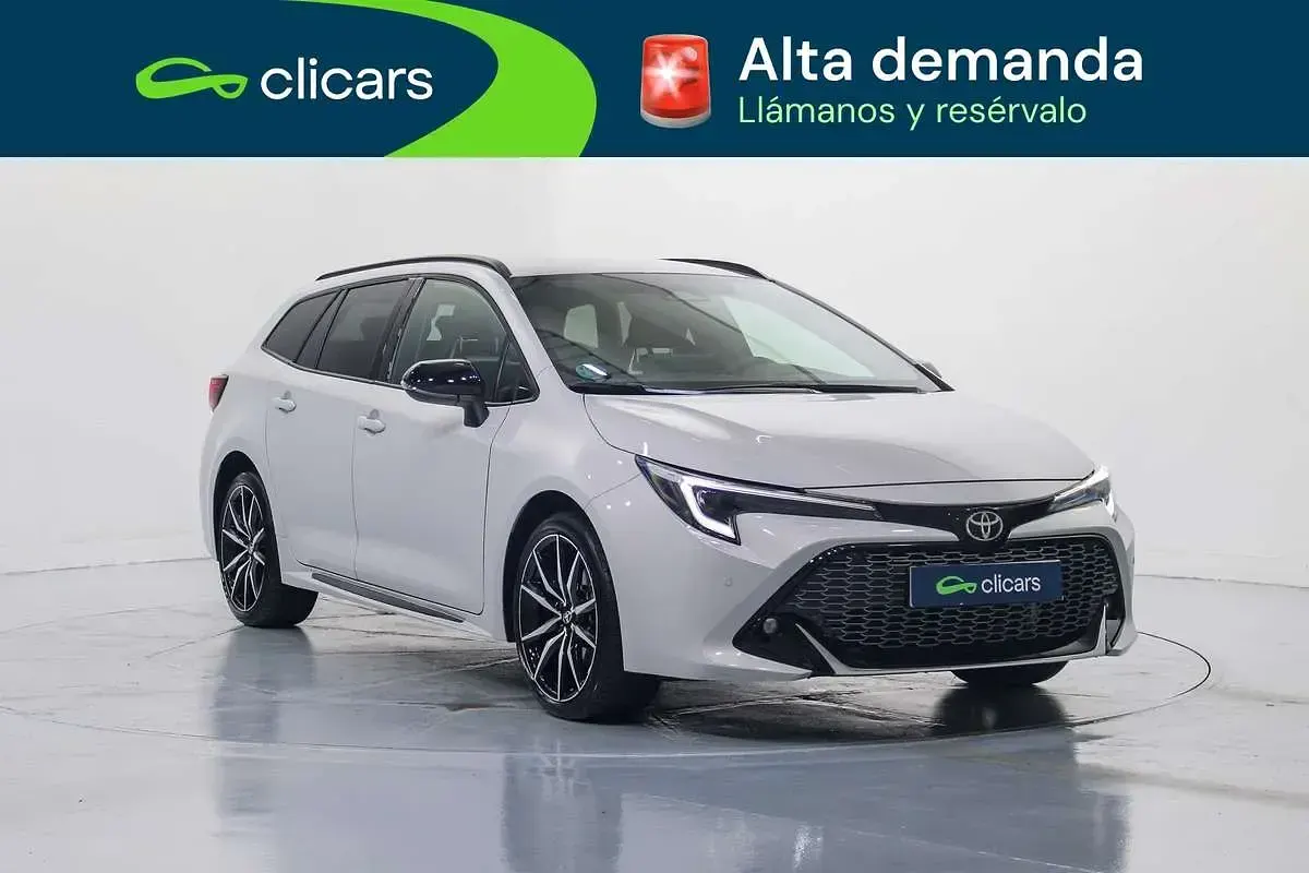 Usado Toyota Corolla Sport 152 CV (111 kW) 2024 Gris Familiar