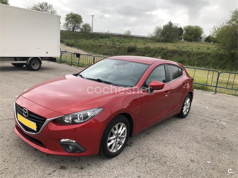Rojo Usado 2015 Mazda 3 Style Berlina | 12.750 € (Precio justo) - Imagen 1/4