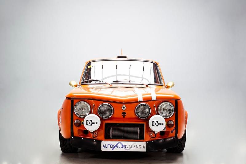 Usado Renault R8 100 CV (73 kW) 1975 Naranja Berlina