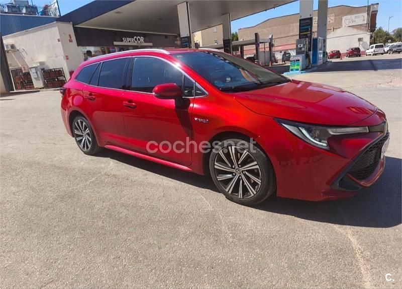Usado Toyota Corolla Sport 180 CV (132 kW) 2021 Rojo Familiar