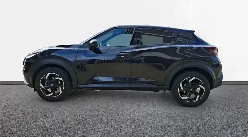 Usado Nissan Juke N-Connecta 114 CV (83 kW) 2024 Midnight black (metalizado) SUV