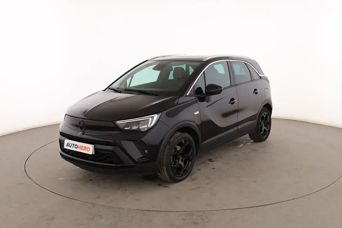 Usado Opel Crossland GS Line 110 CV (80 kW) 2023 SUV