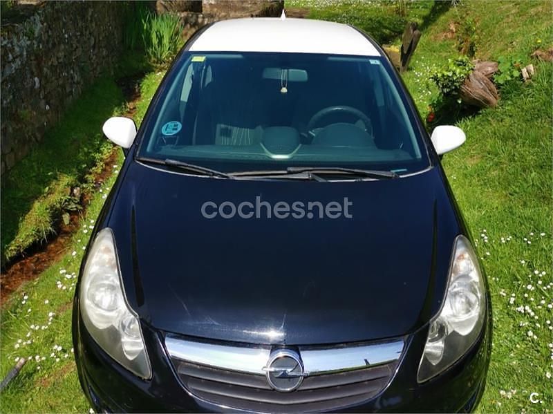 Usado Opel Corsa Essentia 80 CV (58 kW) 2007 Negro Utilitario