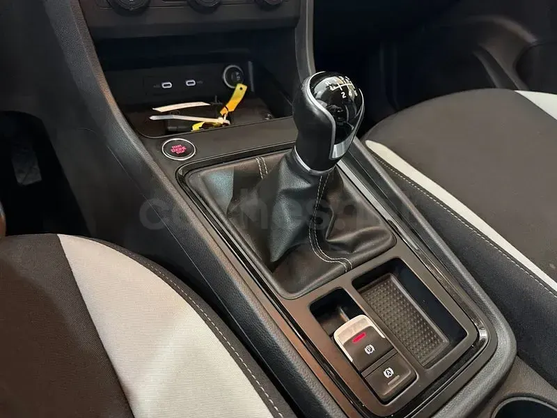 Usado Seat Ateca Style 116 CV (85 kW) 2022 Blanco SUV