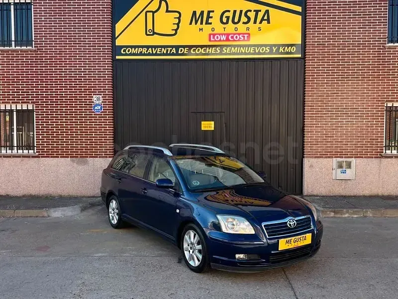 Usado Toyota Avensis Executive 126 CV (92 kW) 2006 Azul Familiar