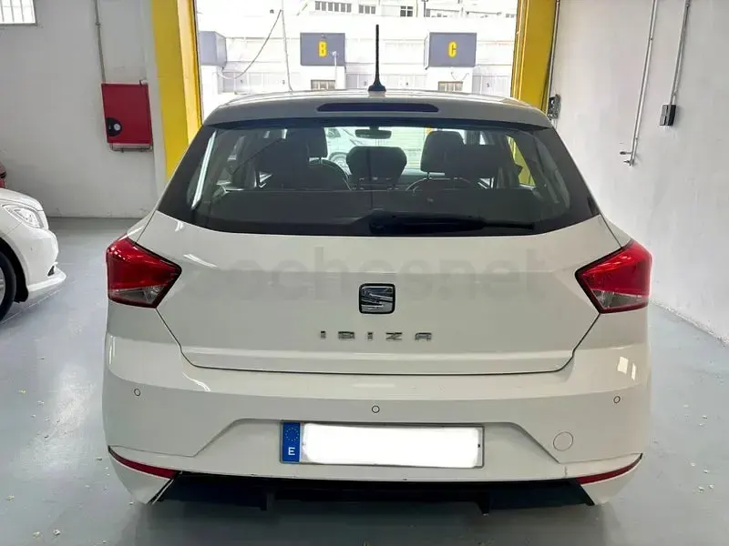 Usado Seat Ibiza FR 110 CV (80 kW) 2021 Blanco Utilitario