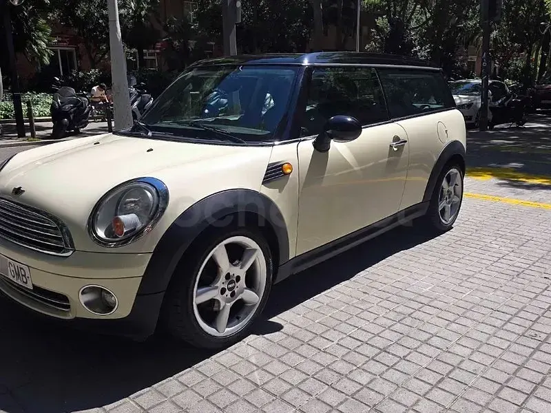 Usado Mini Cooper S Clubman 175 CV (128 kW) 2009 Beige Familiar
