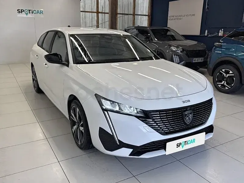 Usado Peugeot 308 SW Allure 130 CV (95 kW) 2024 Blanco Familiar