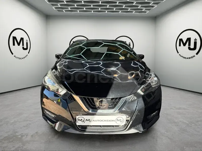 Usado Nissan Micra Tekna 90 CV (66 kW) 2018 Negro Utilitario