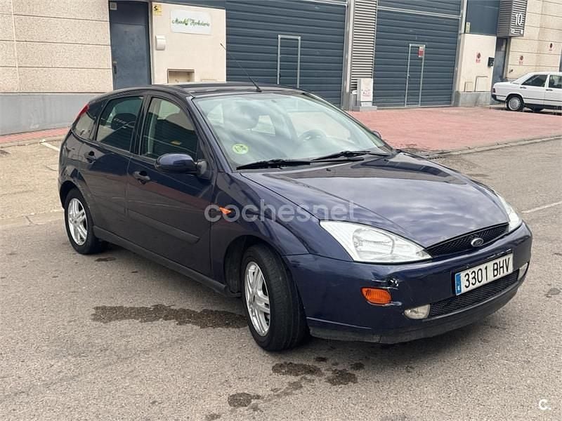 Azul Usado 2002 Ford Focus Ghia Familiar | 1800 € (Buen precio) - Imagen 1/4