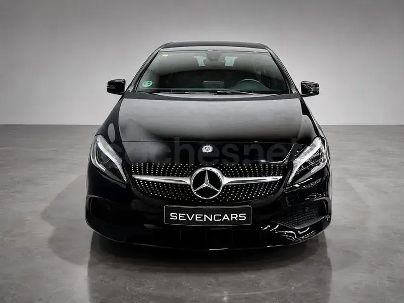 Usado Mercedes A180 122 CV (89 kW) 2018 Negro Berlina
