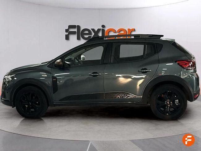 Usado Dacia Sandero Essentiel 101 CV (74 kW) 2024 Verde