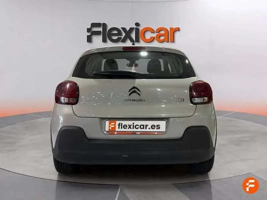 Usado Citroën C3 PureTech 83 CV (61 kW) 2024 Gris Berlina
