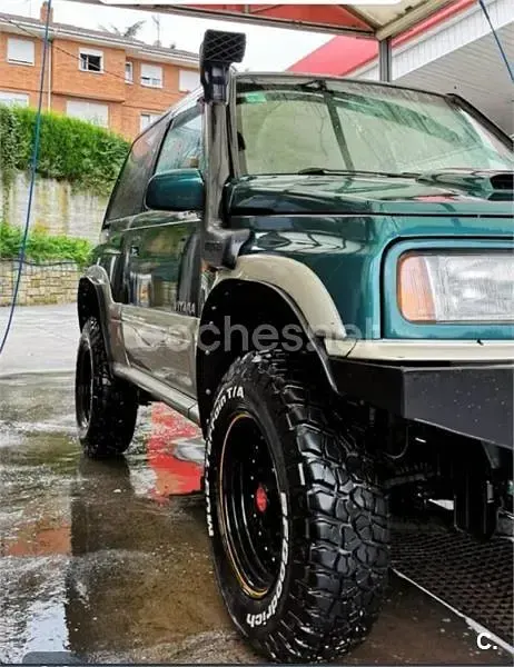 Usado Suzuki Vitara 75 CV (55 kW) 1998 Verde SUV