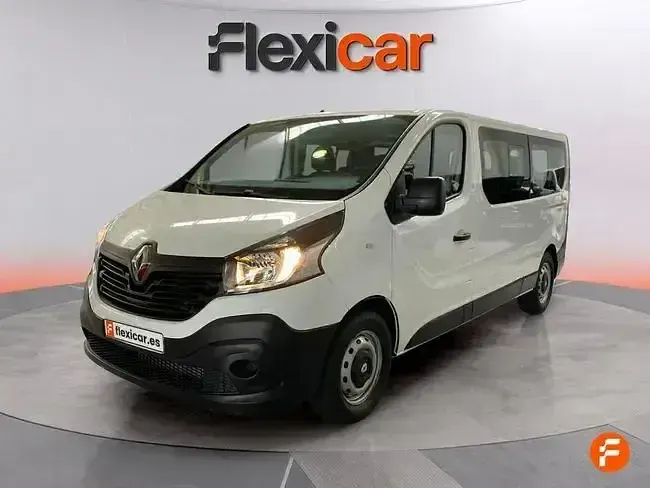 Usado Renault Trafic LIMITED 120 CV (88 kW) 2019 Blanco Monovolumen