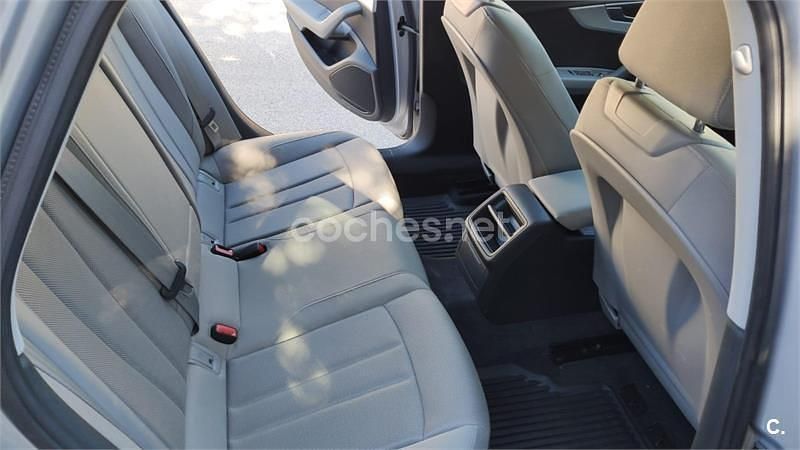 Usado Audi A4 Allroad 163 CV (119 kW) 2017 Gris / plata Familiar