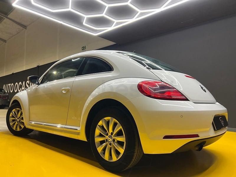Usado VW Beetle 105 CV (77 kW) 2014 Blanco Utilitario