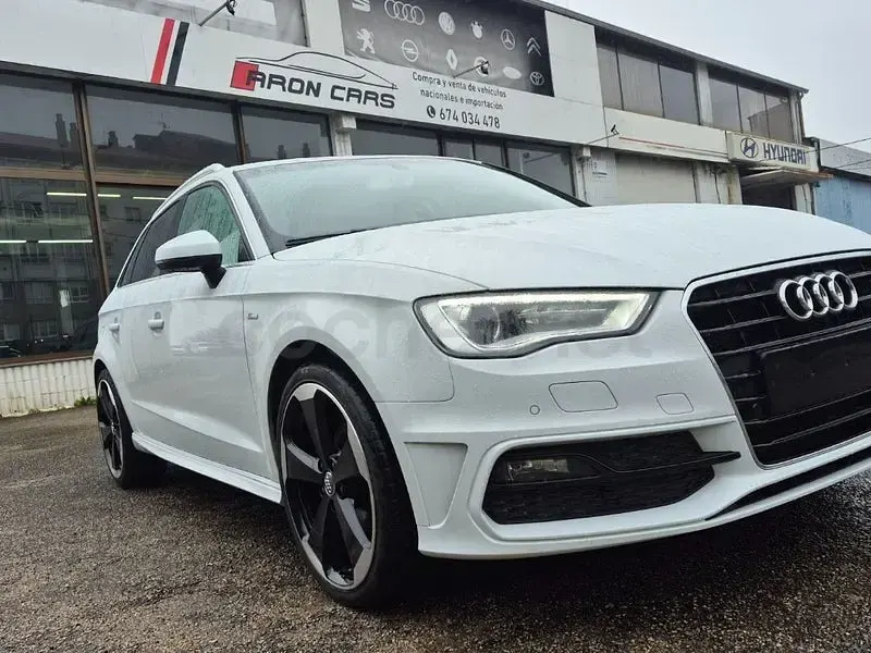 Usado Audi A3 S-Line 150 CV (110 kW) 2015 Blanco Berlina