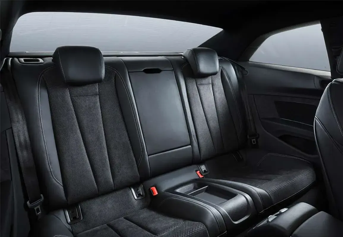 Usado Audi A5 S-Line 163 CV (119 kW) 2021 Negro Coupe
