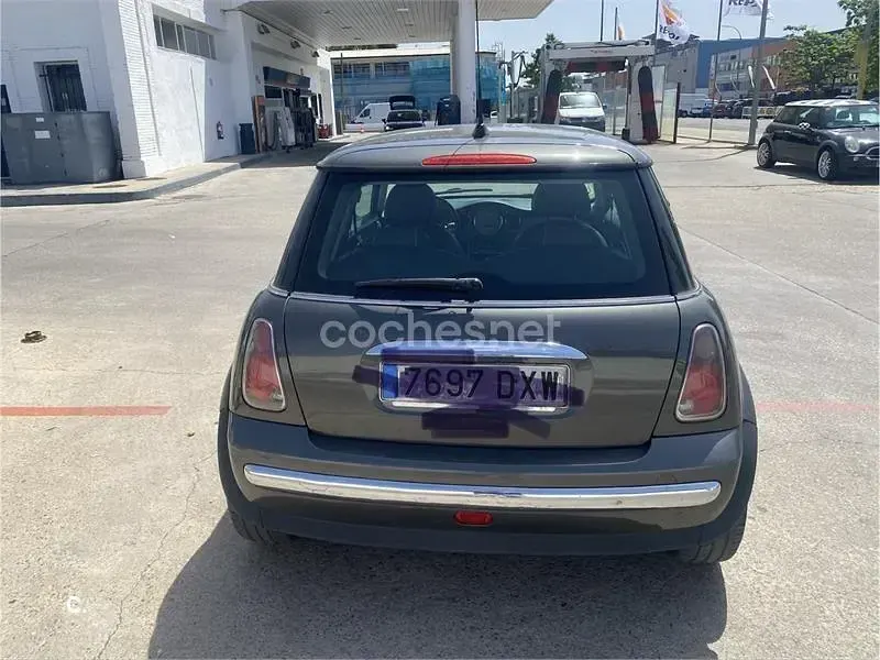 Usado Mini One D 88 CV (64 kW) 2006 Marrón Utilitario