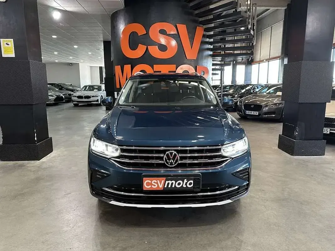 Usado VW Tiguan Elegance 245 CV (180 kW) 2021 Azul SUV