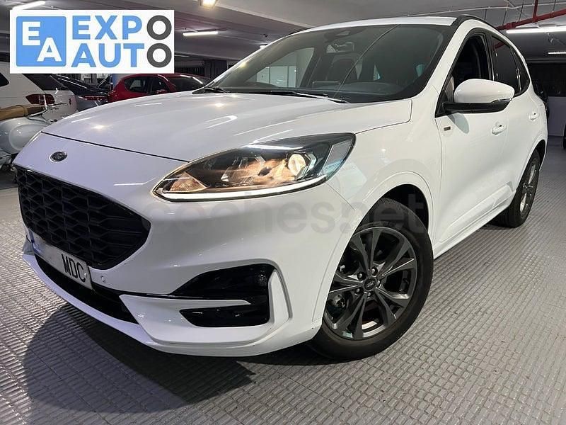 Usado Ford Kuga ST-Line X 190 CV (139 kW) 2022 Blanco SUV