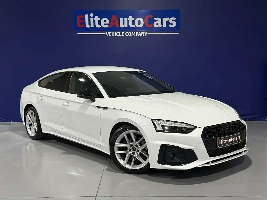 Usado Audi A5 Sportback S-Line 204 CV (150 kW) 2023 Blanco Utilitario