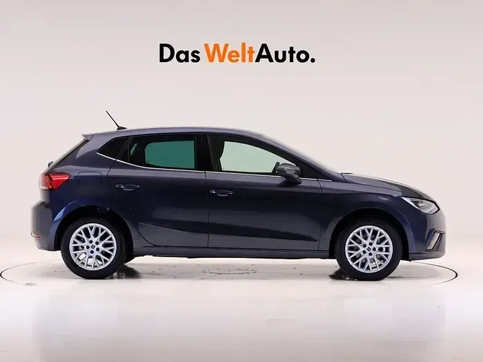 Usado Seat Ibiza XCELLENCE 115 CV (84 kW) 2025 Gris Utilitario