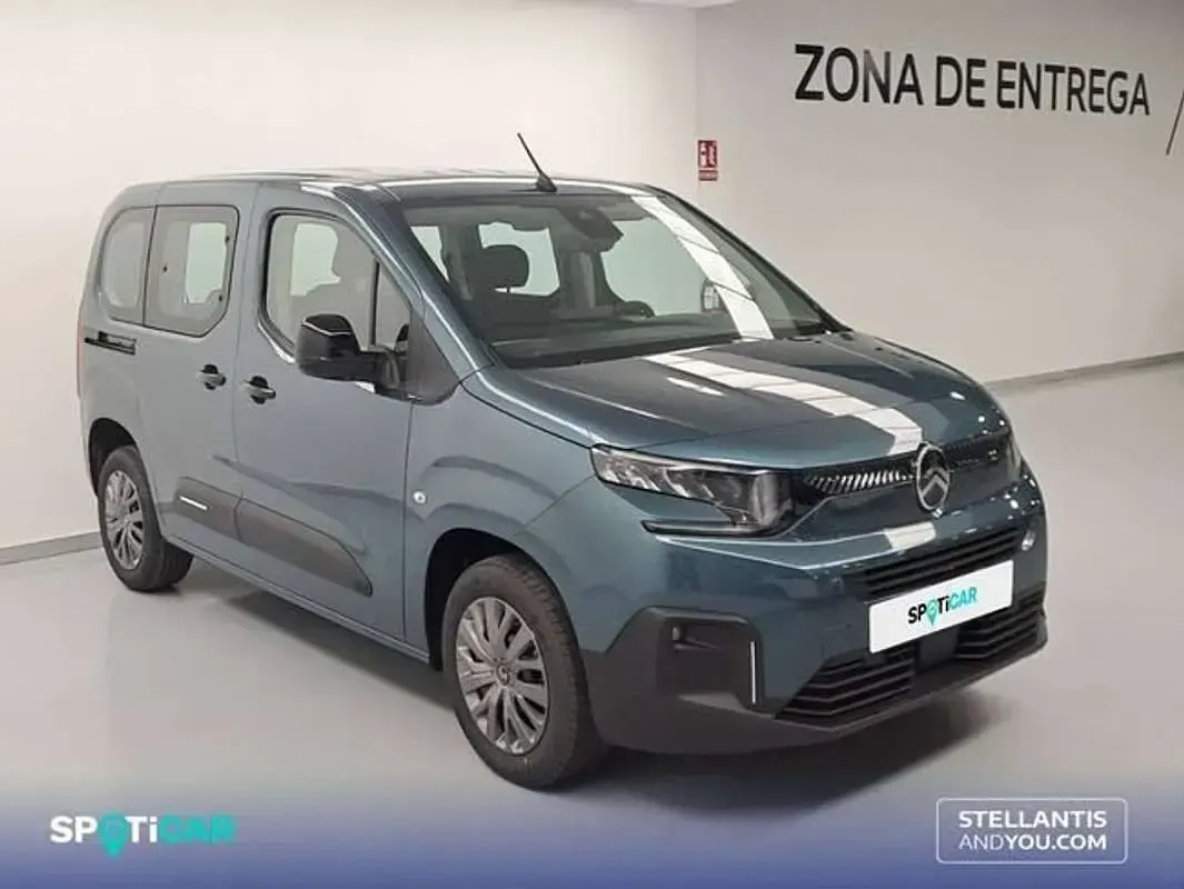 Usado Citroën Berlingo 103 CV (75 kW) 2025 Azul Monovolumen