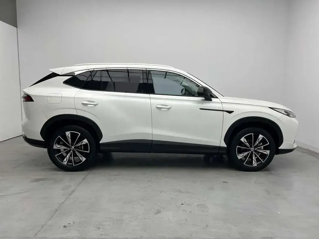 Usado MG HS Comfort 170 CV (125 kW) 2025 Blanco SUV