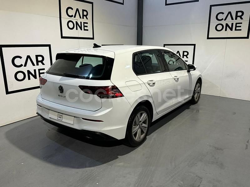 Usado VW Golf VIII 115 CV (84 kW) 2021 Blanco Berlina