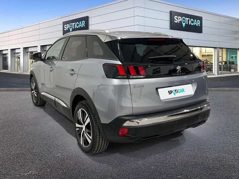 Usado Peugeot 3008 Allure 130 CV (95 kW) 2020 Blanco SUV