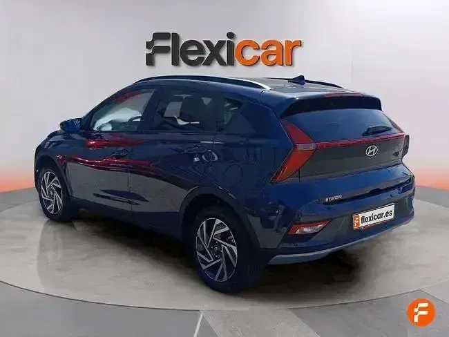 Usado Hyundai Bayon 84 CV (61 kW) 2024 Gris SUV