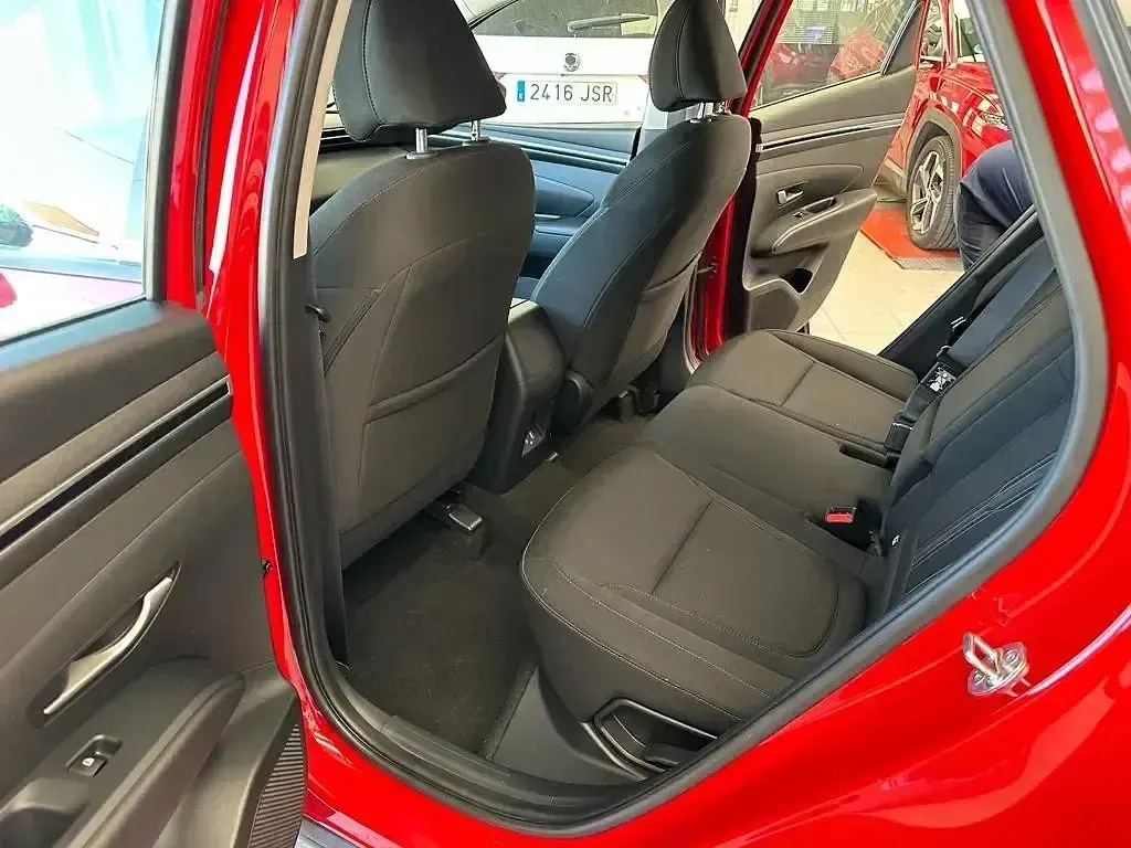 Usado Hyundai Tucson 150 CV (110 kW) 2022 Rojo SUV