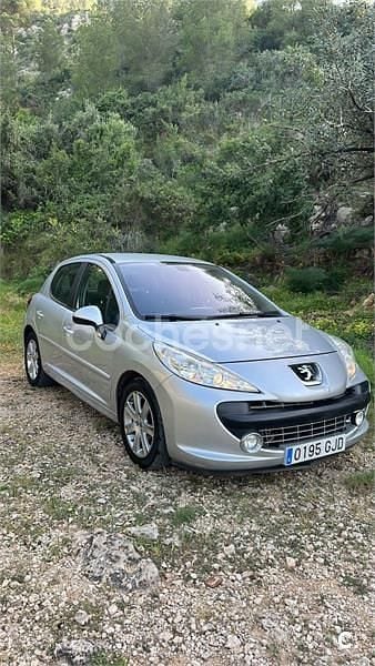 Usado Peugeot 207 Premium 120 CV (88 kW) 2008 Gris / plata Berlina