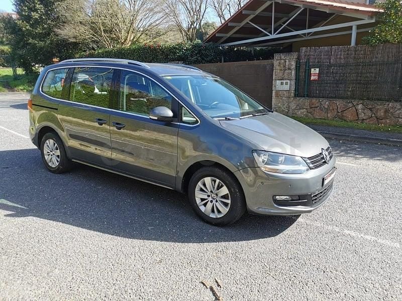 Usado VW Sharan Sport 140 CV (102 kW) 2013 Beige Monovolumen