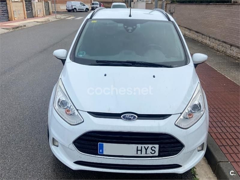 Usado Ford B-MAX Trend 125 CV (91 kW) 2014 Blanco Monovolumen