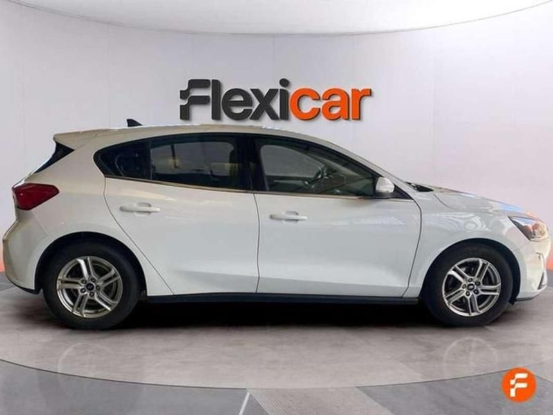 Usado Ford Focus Trend+ 120 CV (88 kW) 2022 Blanco Utilitario